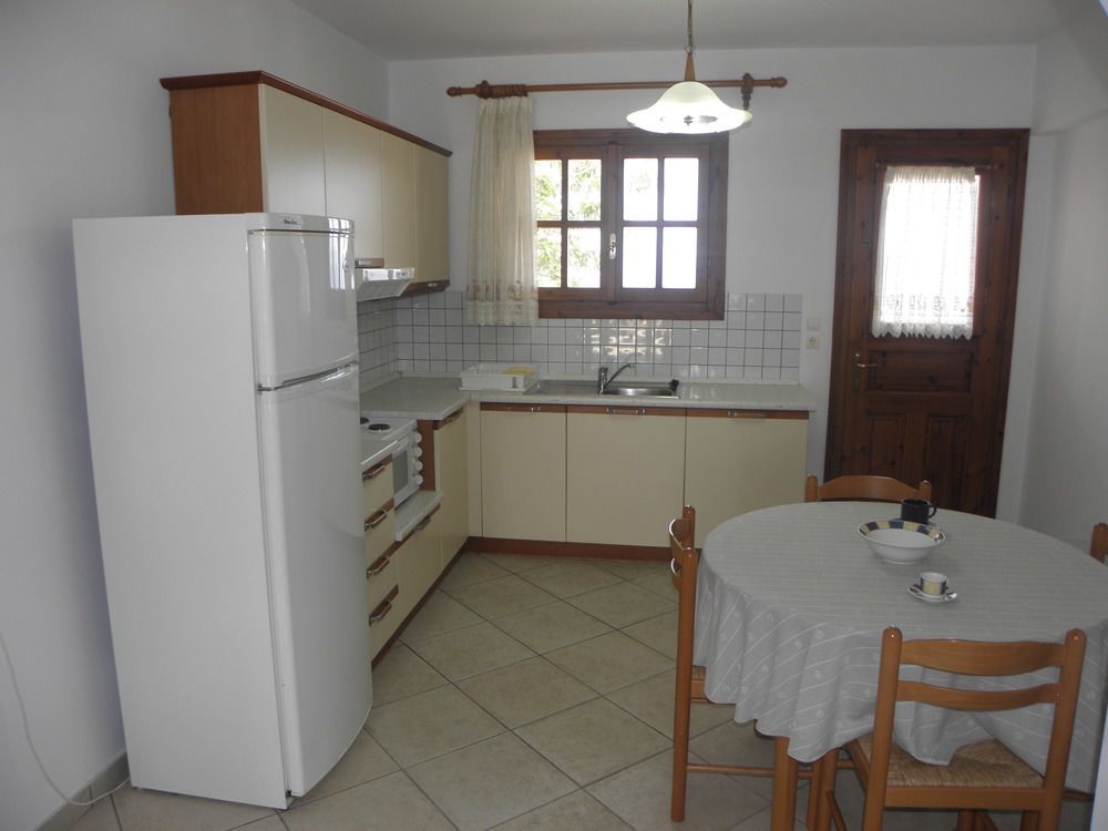 Lakonia Bay Apartments Archangelos  Zewnętrze zdjęcie